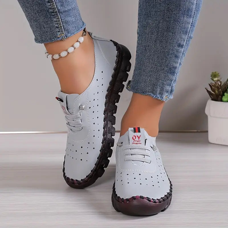 Women's Hollow Out Design Breathable Soft Sole Flat Shoes (🔥BUY 2 FREE SHIPPING)