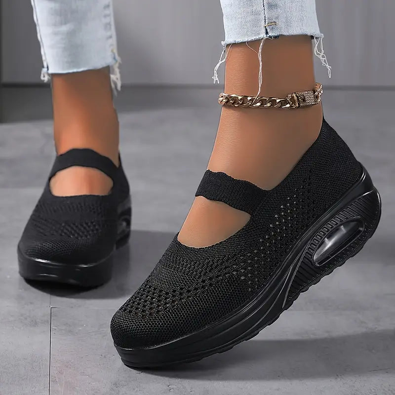 Women's Breathable & Comfortable Slip-On Knit Sneakers