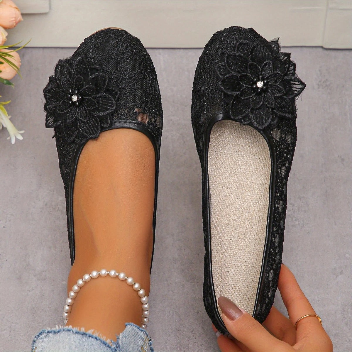 Women's Floral Mesh Slip-on Loafer