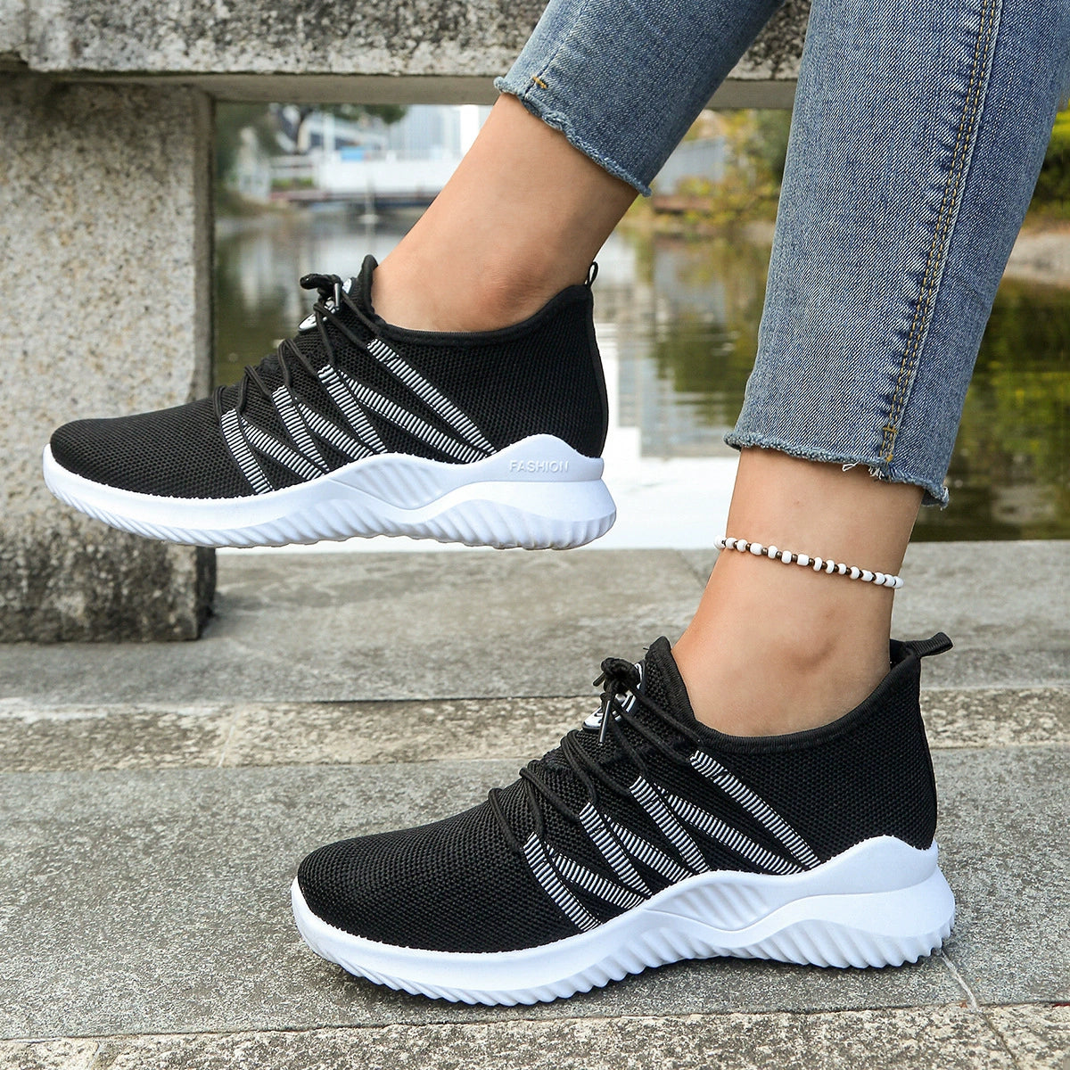 Women's Stylish Breathable Knit Sneakers