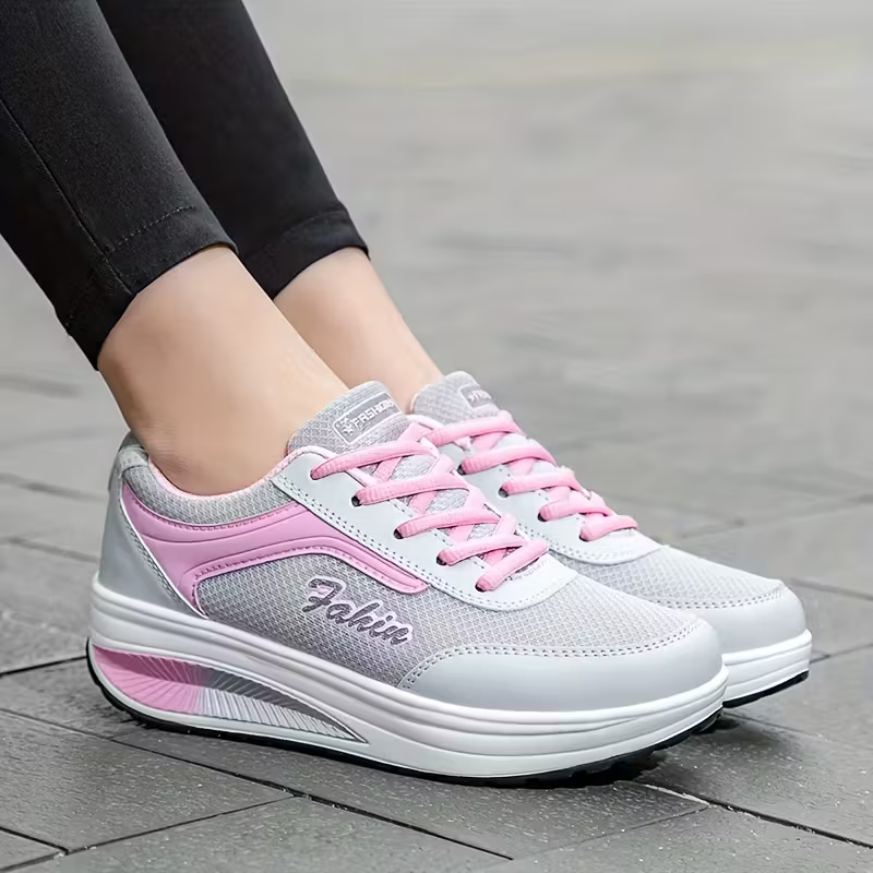 Women's Fly Woven Mesh Surface Breathable Soft-soled Walking Casual Shoes High-soled Platform Cake Shake Sneakers
