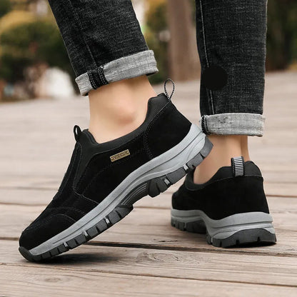 Men's Outdoor Lightweight Non-slip Walking Shoes Slip-On Hiking Shoes Sneakers