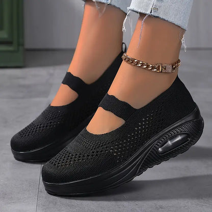 Women's Breathable & Comfortable Slip-On Knit Sneakers