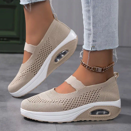 Women's Breathable & Comfortable Slip-On Knit Sneakers