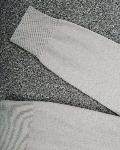 SIMPLE PLAIN LONG SLEEVE V-NECK SWEATER