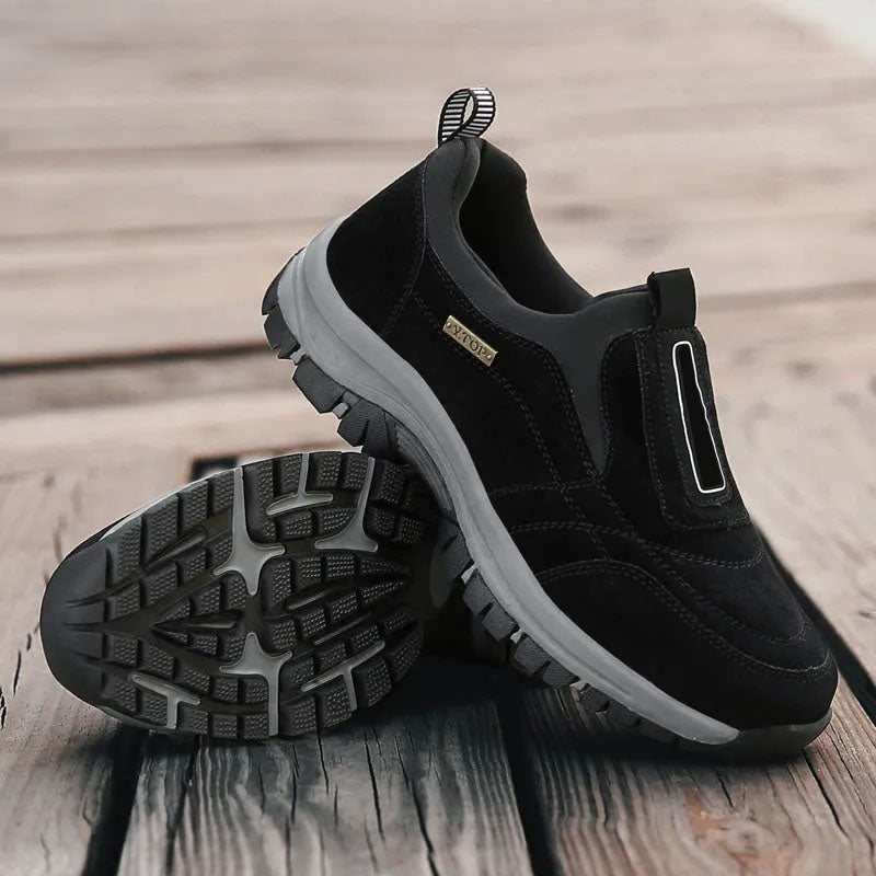 Men's Outdoor Lightweight Non-slip Walking Shoes Slip-On Hiking Shoes Sneakers