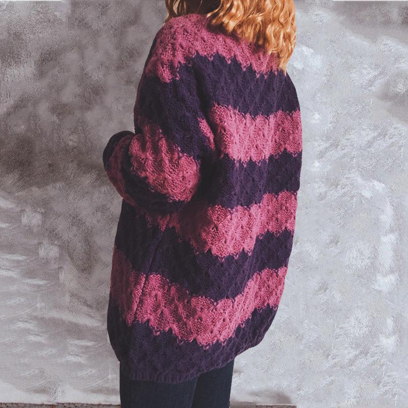 STYLISH COLOR BLOCK PRINT ROUND NECK SWEATER
