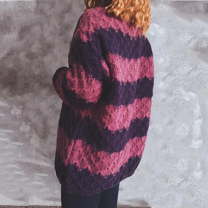 STYLISH COLOR BLOCK PRINT ROUND NECK SWEATER