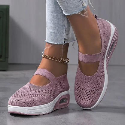 Women's Breathable & Comfortable Slip-On Knit Sneakers