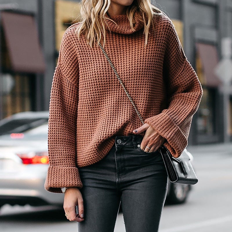 SOLID COLOR TURTLENECK SWEATER