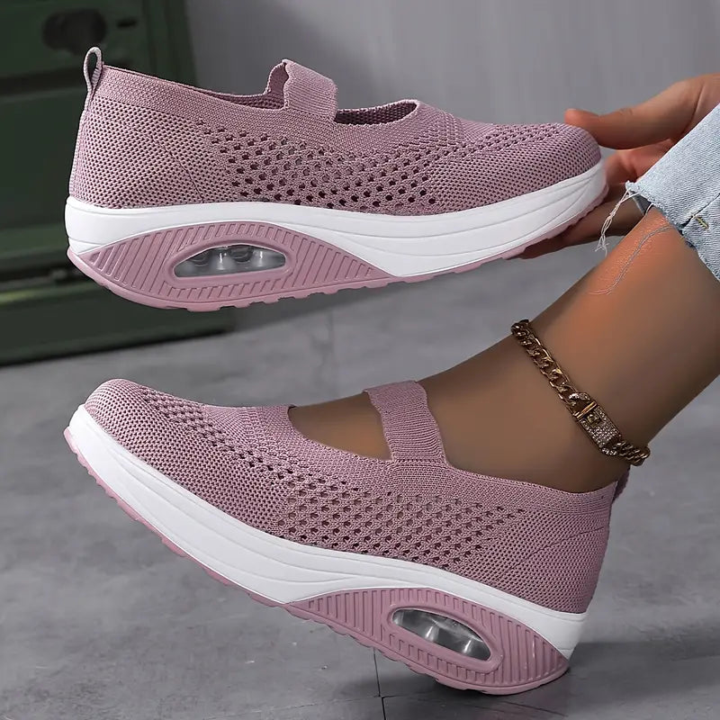 Women's Breathable & Comfortable Slip-On Knit Sneakers