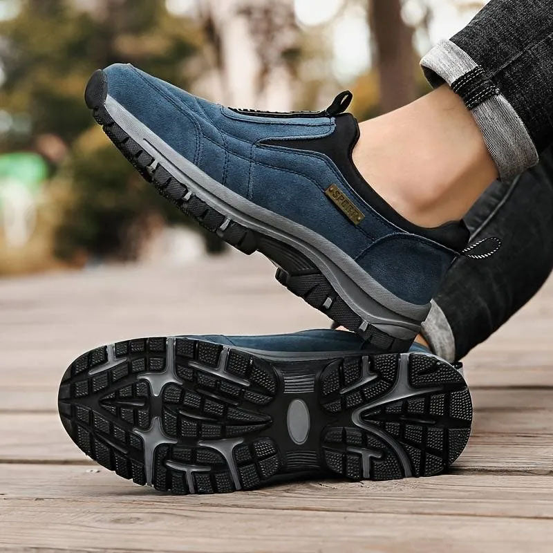 Men's Outdoor Lightweight Non-slip Walking Shoes Slip-On Hiking Shoes Sneakers